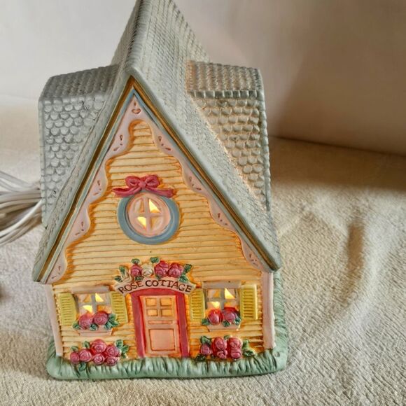 Midwest of Cannon Falls Cottontail Lane Light Up Ceramic Rose Cottage - Picture 9 of 9